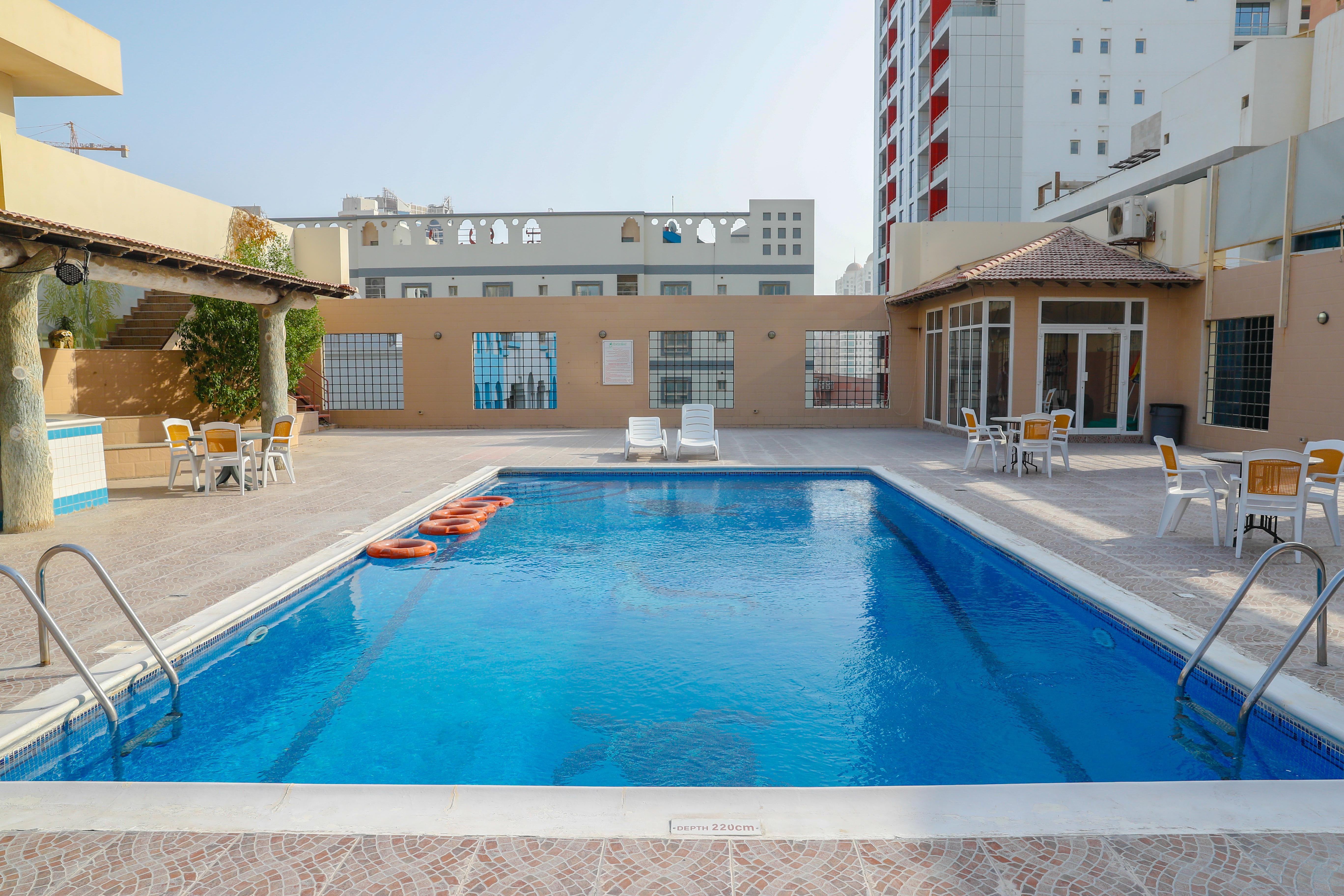 Taj Plaza Hotel Al-Manamah Bagian luar foto