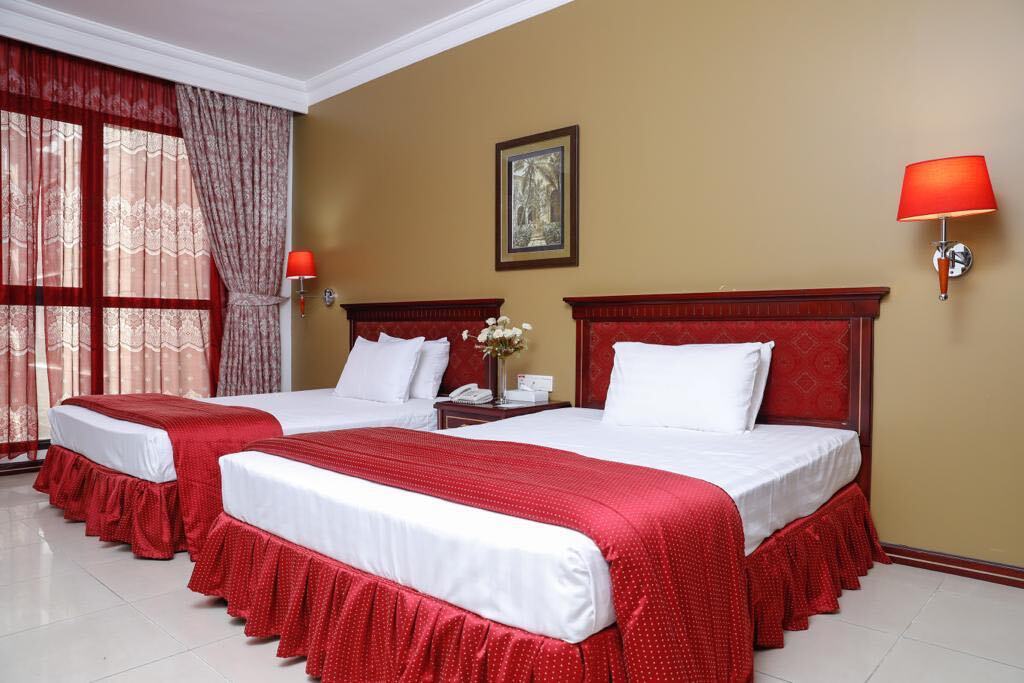 Taj Plaza Hotel Al-Manamah Bagian luar foto