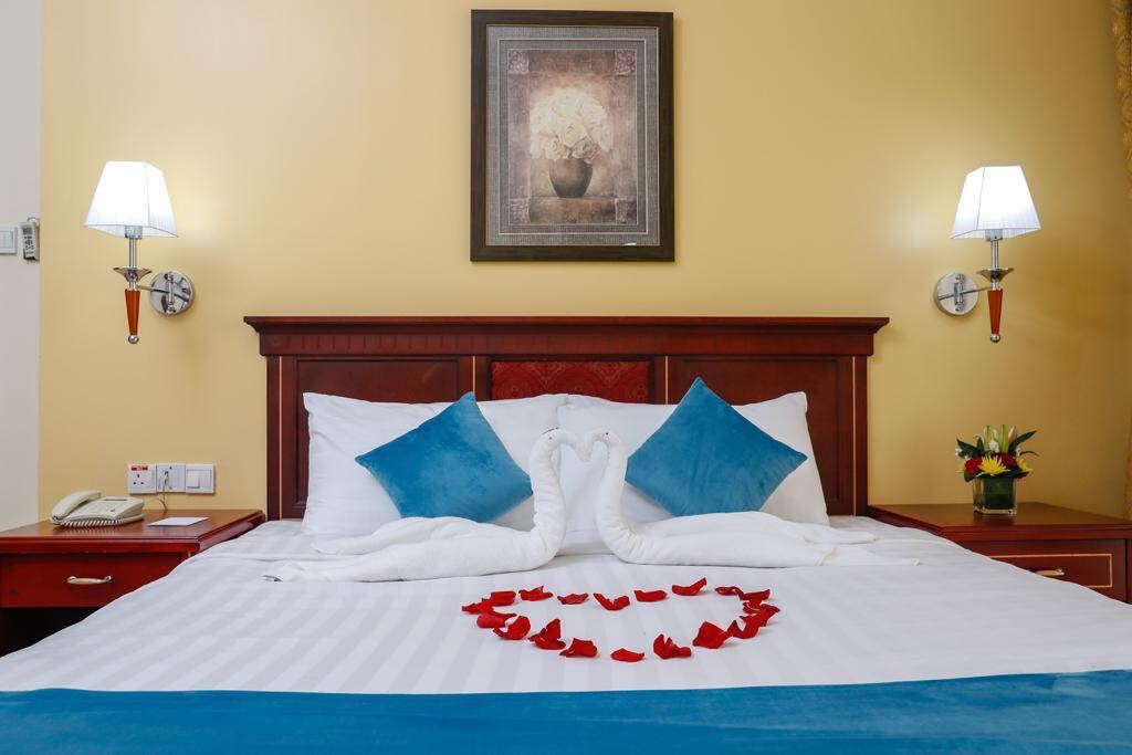 Taj Plaza Hotel Al-Manamah Bagian luar foto