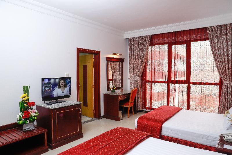 Taj Plaza Hotel Al-Manamah Bagian luar foto